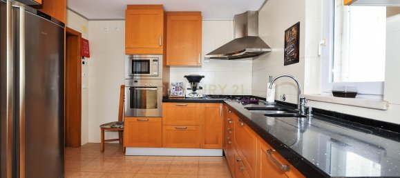 4 bedrooms Villa in Almada, Portugal No. 134204 6