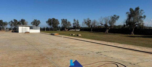 Гараж 1380м² в Soleto, Италия № 289616 12