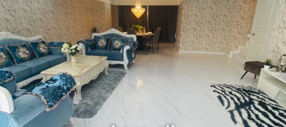 4 bedrooms Duplex in Bangkok, Thailand No. 13808 2