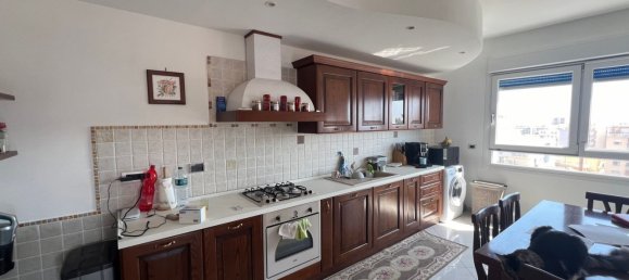 5 rooms Apartment in Taggia, Italy No. 103773 7