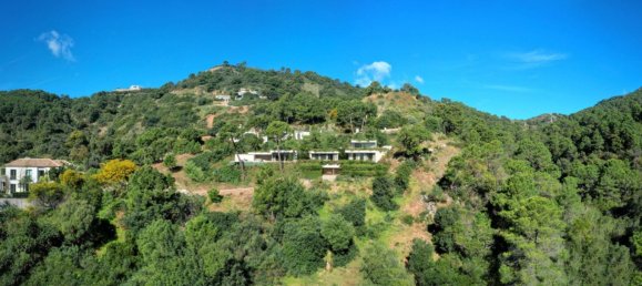 5 bedrooms Villa in Benahavis, Spain No. 4745 5