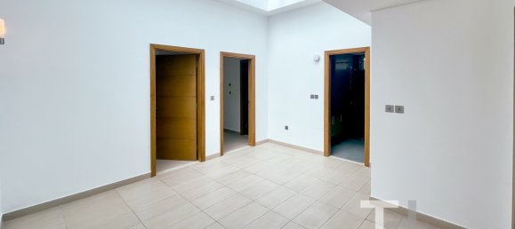 4 bedrooms Villa in Jumeirah Park, UAE No. 28489 8