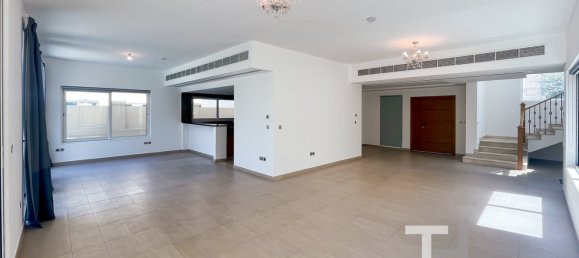 4 bedrooms Villa in Jumeirah Park, UAE No. 28489 5