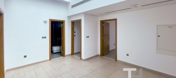 4 bedrooms Villa in Jumeirah Park, UAE No. 28489 9