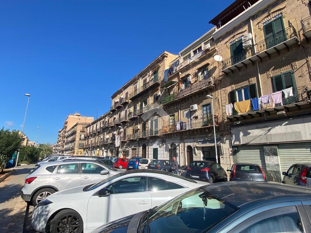 Apartamento T2 em Palermo, Italy N.º 65565