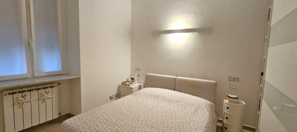 3 rooms Apartment in Genoa, Italy No. 163548 15