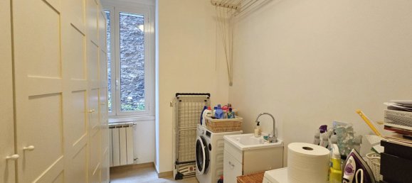 3 rooms Apartment in Genoa, Italy No. 163548 17