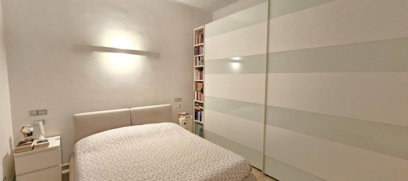 3 rooms Apartment in Genoa, Italy No. 163548 14