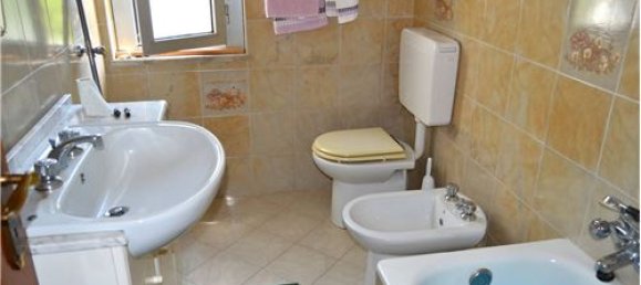 4 bedrooms Apartment in Rezzoaglio, Italy No. 279172 35