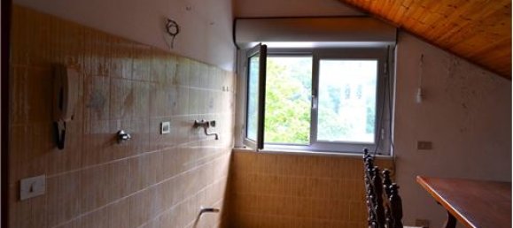 4 bedrooms Apartment in Rezzoaglio, Italy No. 279172 38