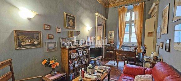 5 rooms Apartment in Casale Monferrato, Italy No. 273140 4