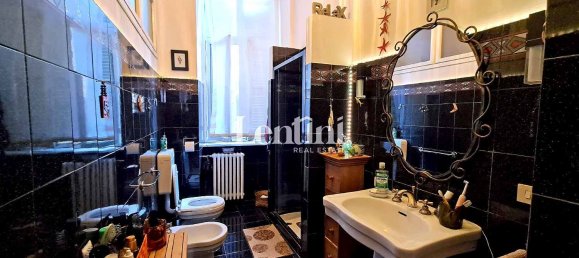 5 rooms Apartment in Casale Monferrato, Italy No. 273140 11