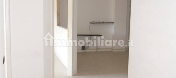 Gewerbliche Immobilie in Porto San Giorgio, Italy 125m², Nr. 202203 2