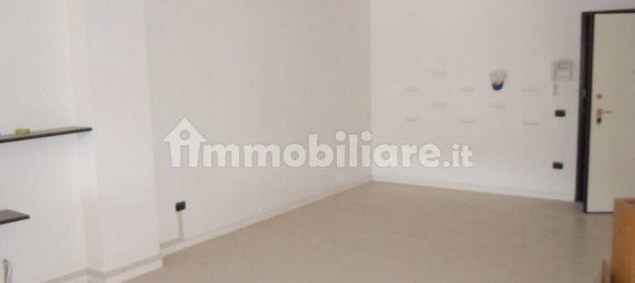 Gewerbliche Immobilie in Porto San Giorgio, Italy 125m², Nr. 202203 6