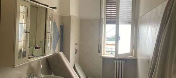 Apartamento de 4 habitaciónes en Baranzate, Italy No. 99992 8