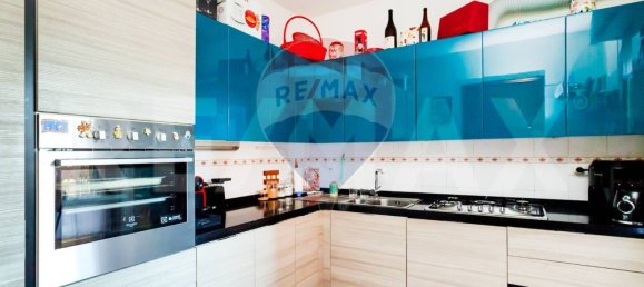 2 Schlafzimmer Wohnung in Rome, Italy, Nr. 347997 8