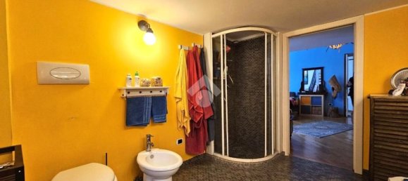 3-Zimmer Wohnung in Naples, Italy, Nr. 33929 9
