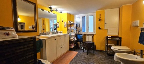 3-Zimmer Wohnung in Naples, Italy, Nr. 33929 8