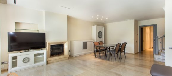 Adosado de 4 dormitorios en Gavà, Spain No. 120 11