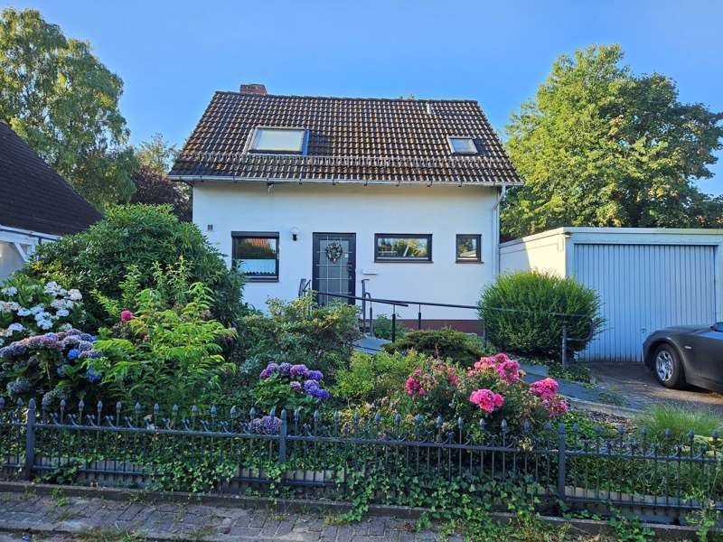 Casa de 4 habitaciónes en Osterholz, Germany No. 270590