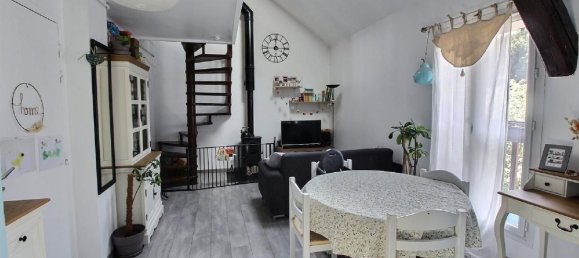 Duplex T2 em Fontenay-le-Fleury, France N.º 181196 2