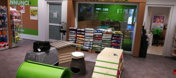 445m² Commercial property in Nonantola, Italy No. 372512 5