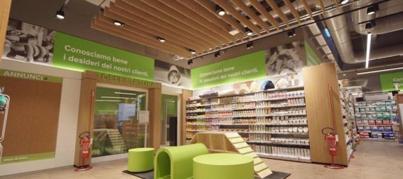 445m² Commercial property in Nonantola, Italy No. 372512 6