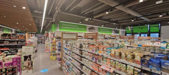 445m² Commercial property in Nonantola, Italy No. 372512 13