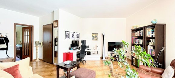 3 rooms Apartment in La Loggia, Italy No. 134344 17