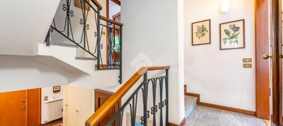 5 rooms House in Arese, Italy No. 267984 27