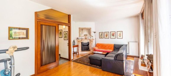 5 rooms House in Arese, Italy No. 267984 6