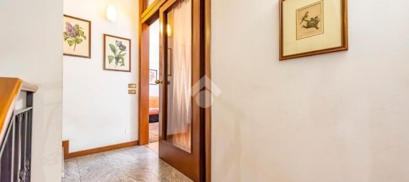 5 rooms House in Arese, Italy No. 267984 30