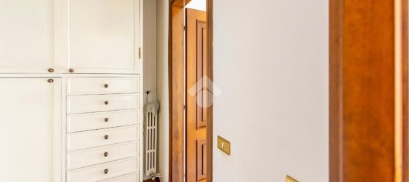 5 rooms House in Arese, Italy No. 267984 38