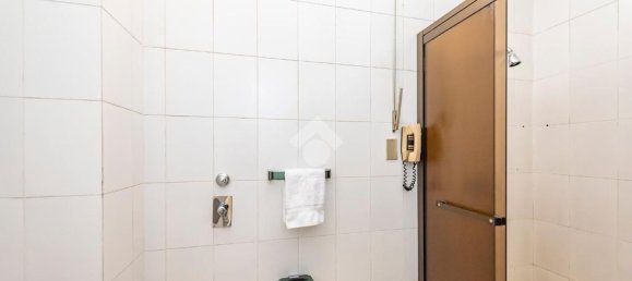 5 rooms House in Arese, Italy No. 267984 26