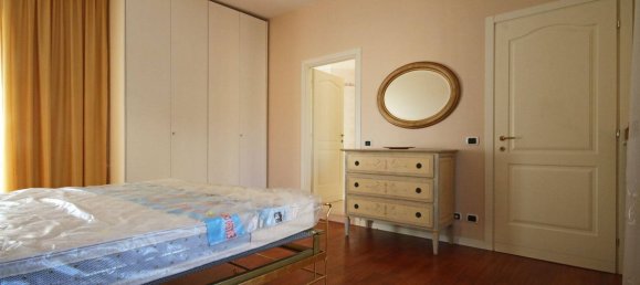 Apartamento T2 em Parma, Italy N.º 287983 25