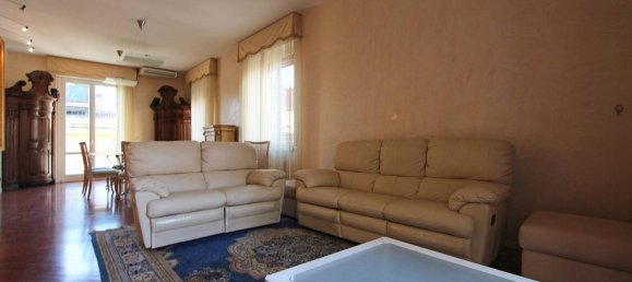 Apartamento T2 em Parma, Italy N.º 287983 7