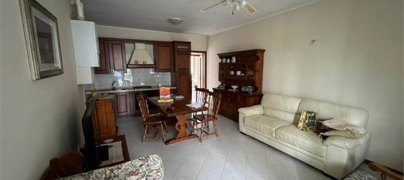 2 bedrooms Villa in Porto Mantovano, Italy No. 345618 3