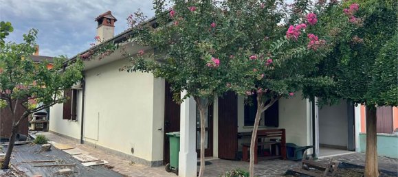 2 bedrooms Villa in Porto Mantovano, Italy No. 345618 12