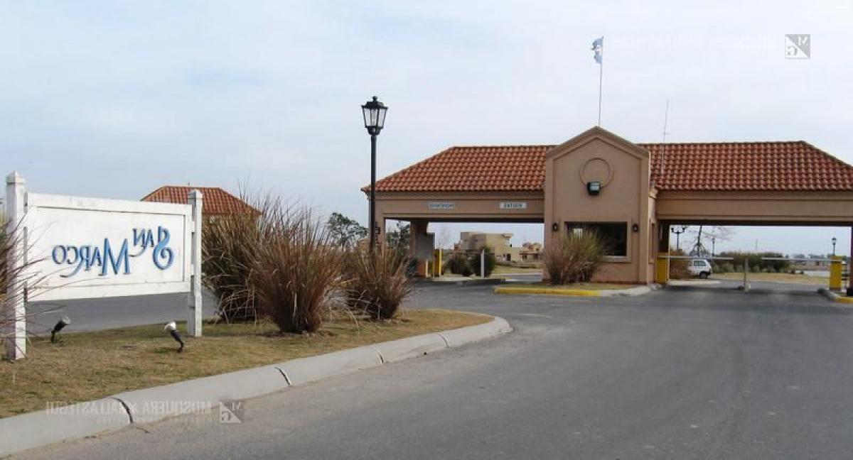  Land in Tigre, Argentina No. 118248