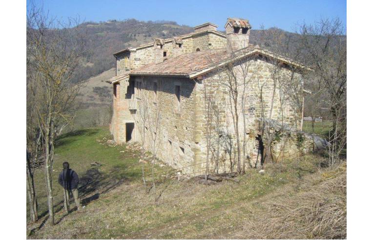5-salle Maison à Gubbio, Italy No. 251616