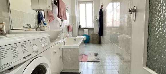 4 bedrooms Apartment in Chieri, Italy No. 326808 10