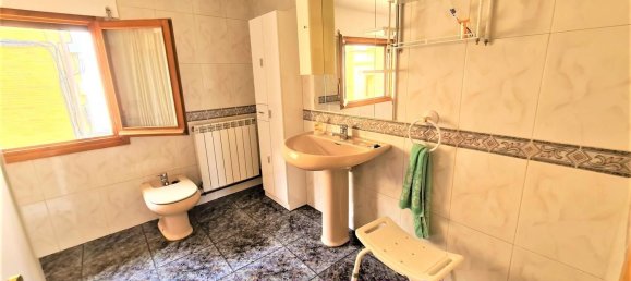 5 bedrooms House in Chartered Community of Navarre, Spain No. 117039 13