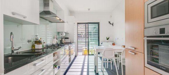 3 bedrooms Apartment in Oeiras, Portugal No. 241943 9