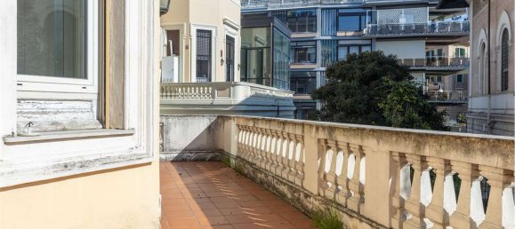 13 rooms Apartment in Rome, Italy No. 210416 23