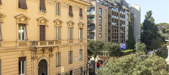 13 rooms Apartment in Rome, Italy No. 210416 3