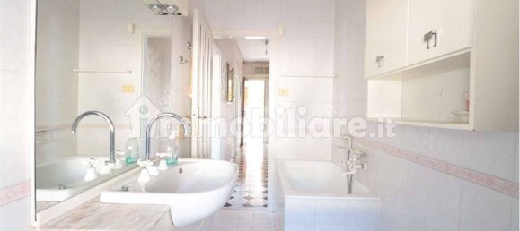 4 غرف نوم فيلا في Carpi, Italy رقم 265486 19