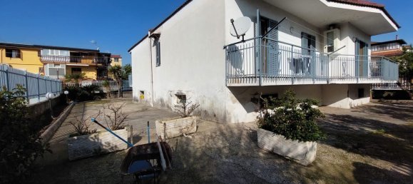 4 rooms House in Volla, Italy No. 268065 3