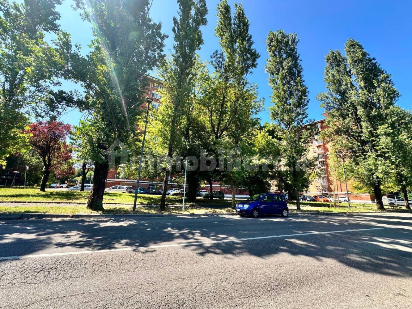 1 bedroom Apartment in Milan, Italy No. 319639