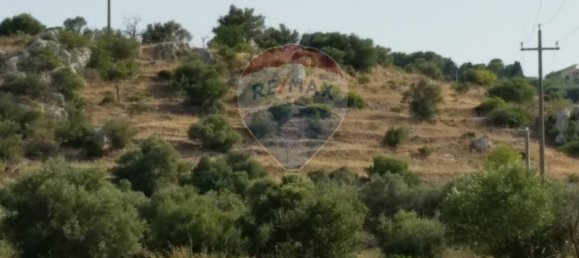 12500m² Land in Noto, Italy No. 108947 2