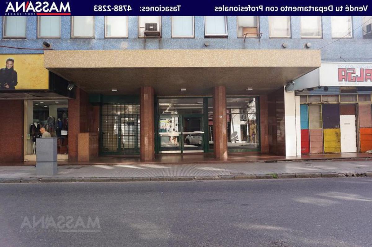 272m² Commercial property in Buenos Aires, Argentina No. 103875